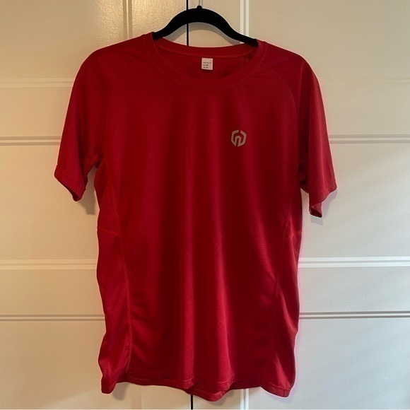 Men’s Gymlite Lightweight Short Sleeved Red Workout T-shirt Small - Picture 1 of 7